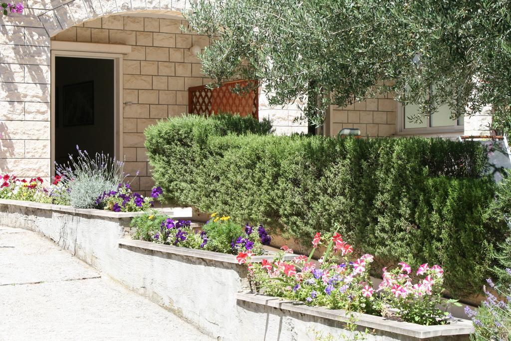 Apartments Jagoda Μπολ Εξωτερικό φωτογραφία